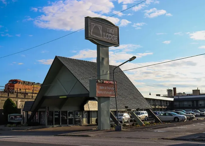 Tiki Lodge Motel